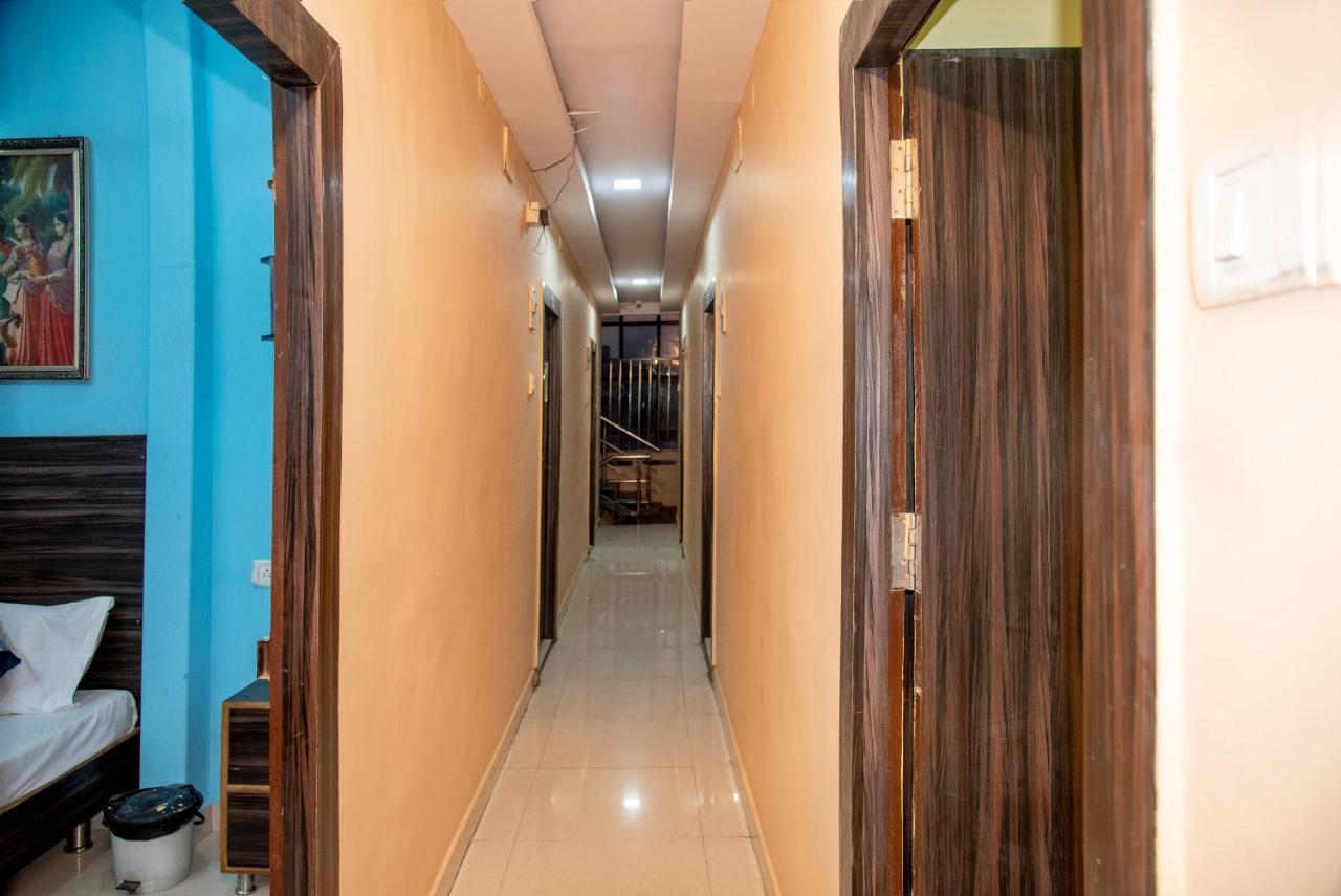 Vrindavan Comfort Inn Haidarábád Kültér fotó
